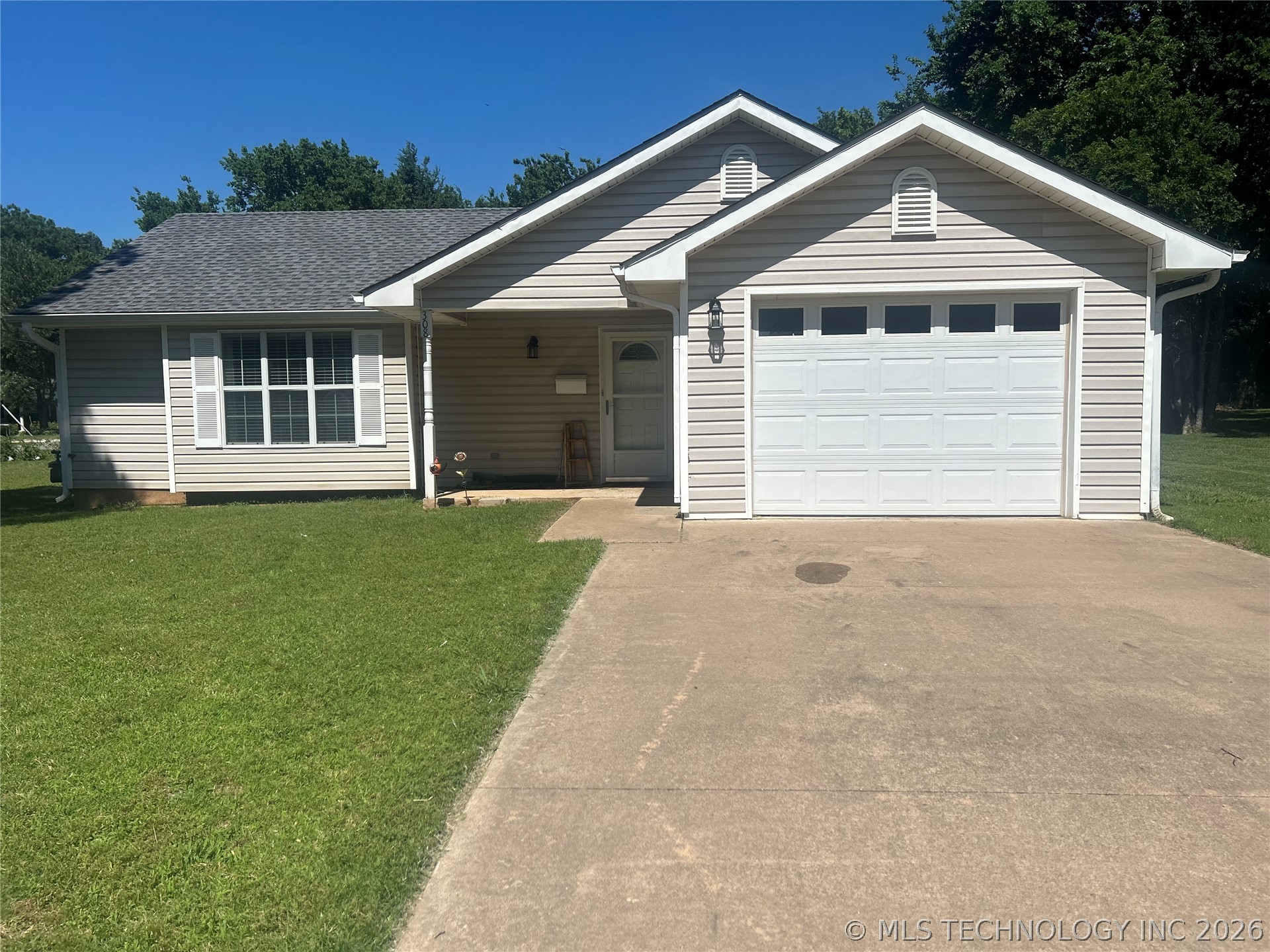 308 N 4th Davis OK 73030