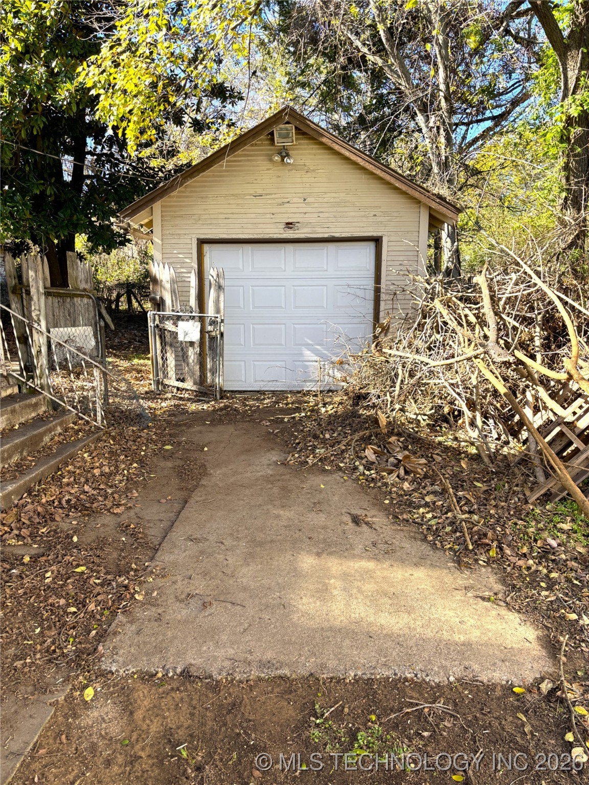 704 S Morton Avenue Okmulgee OK 74447