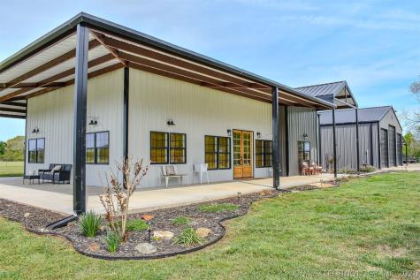 986 N 4430 Road Valliant OK 74764