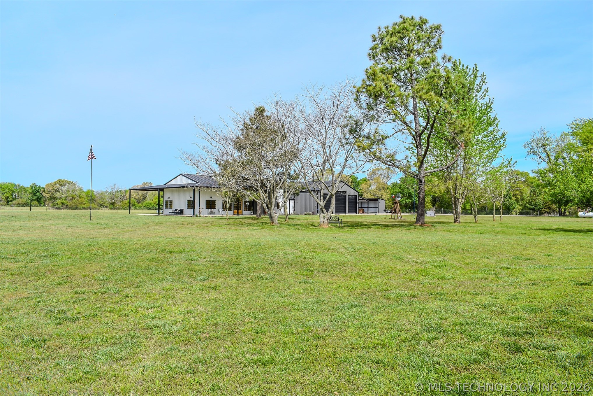 986 N 4430 Road Valliant OK 74764