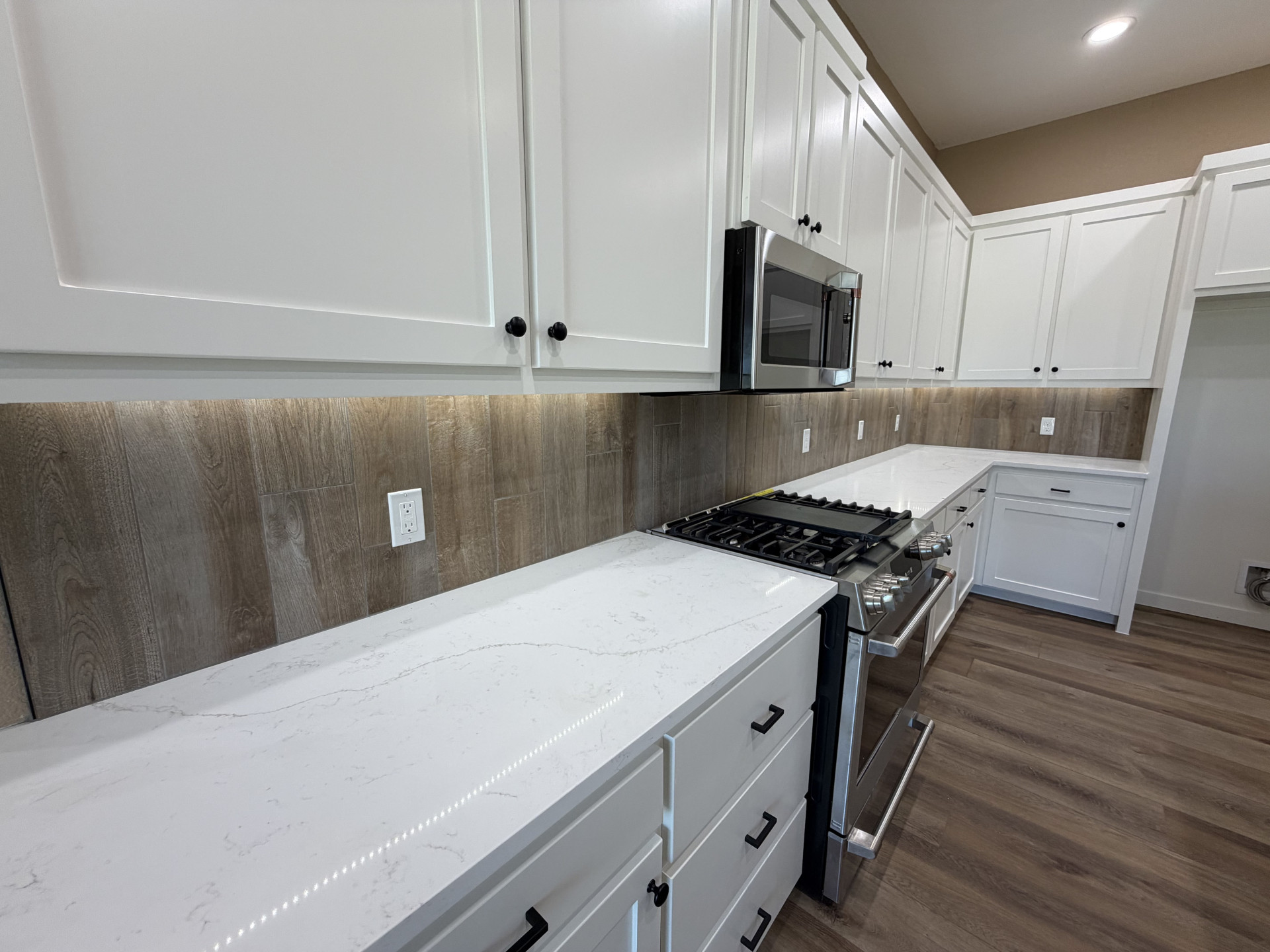 33 Wilderness Road N Calera OK 74730