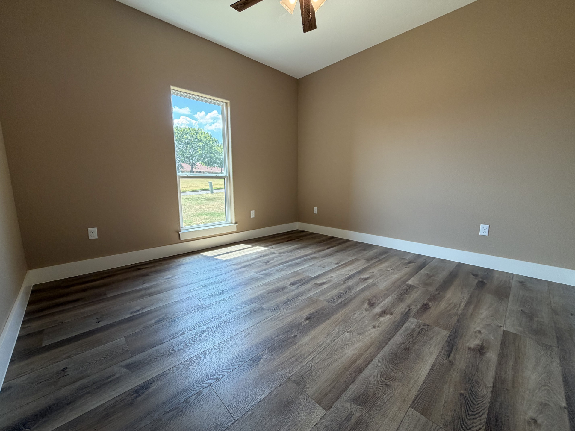 33 Wilderness Road N Calera OK 74730