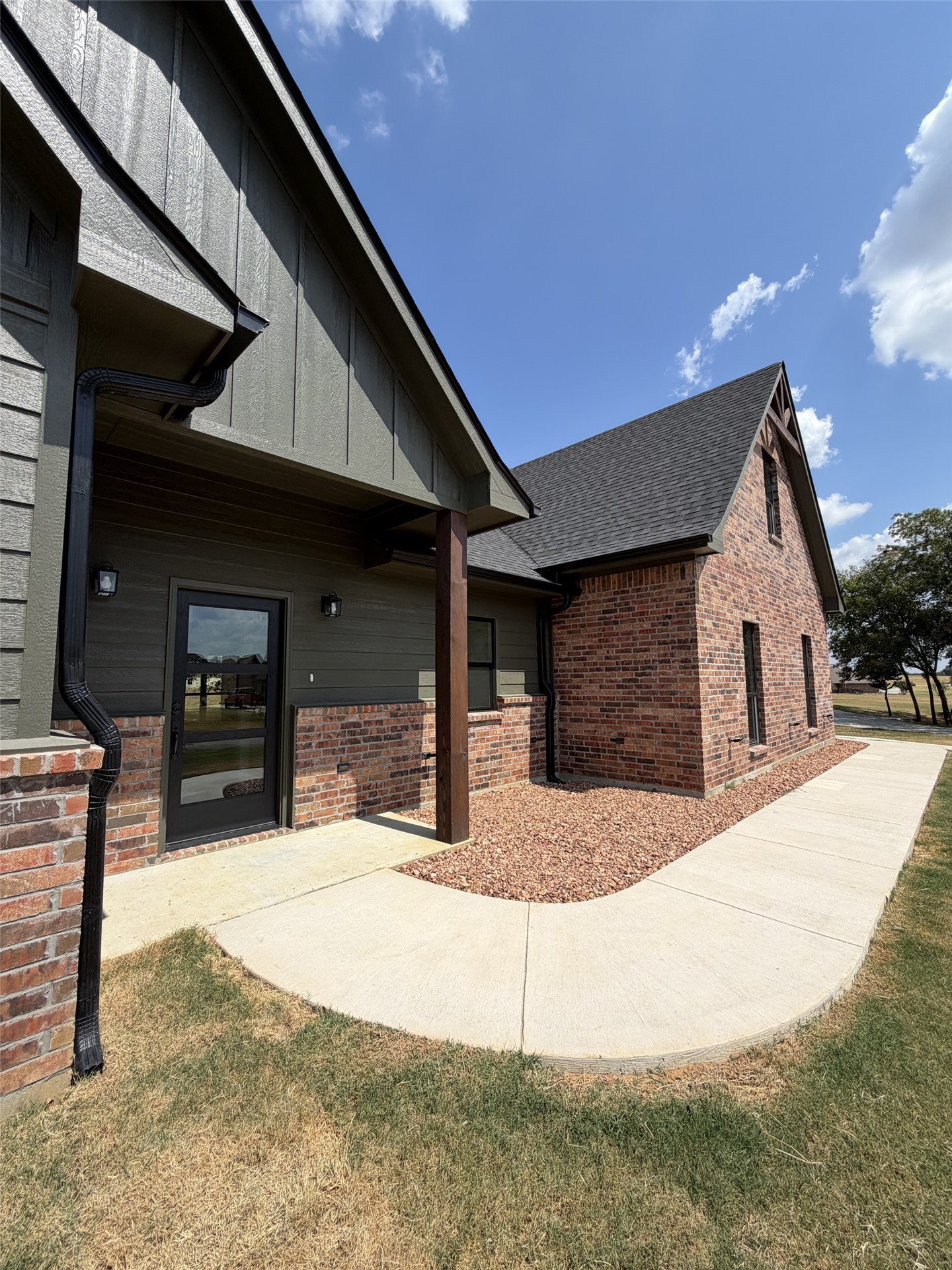 33 Wilderness Road N Calera OK 74730