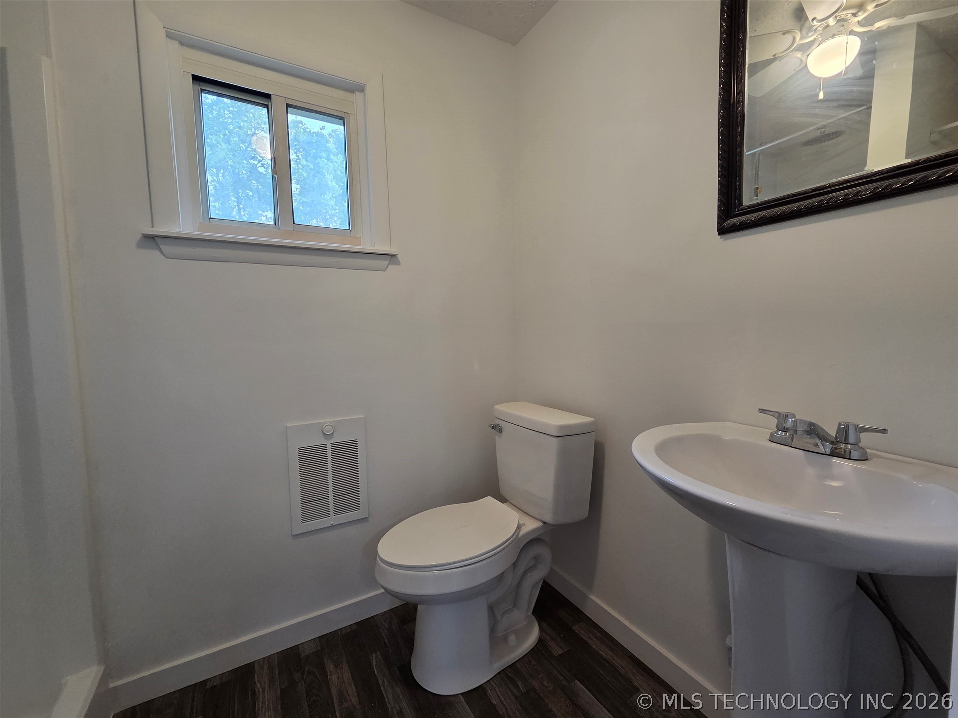 216 N Pine Street Oologah OK 74053