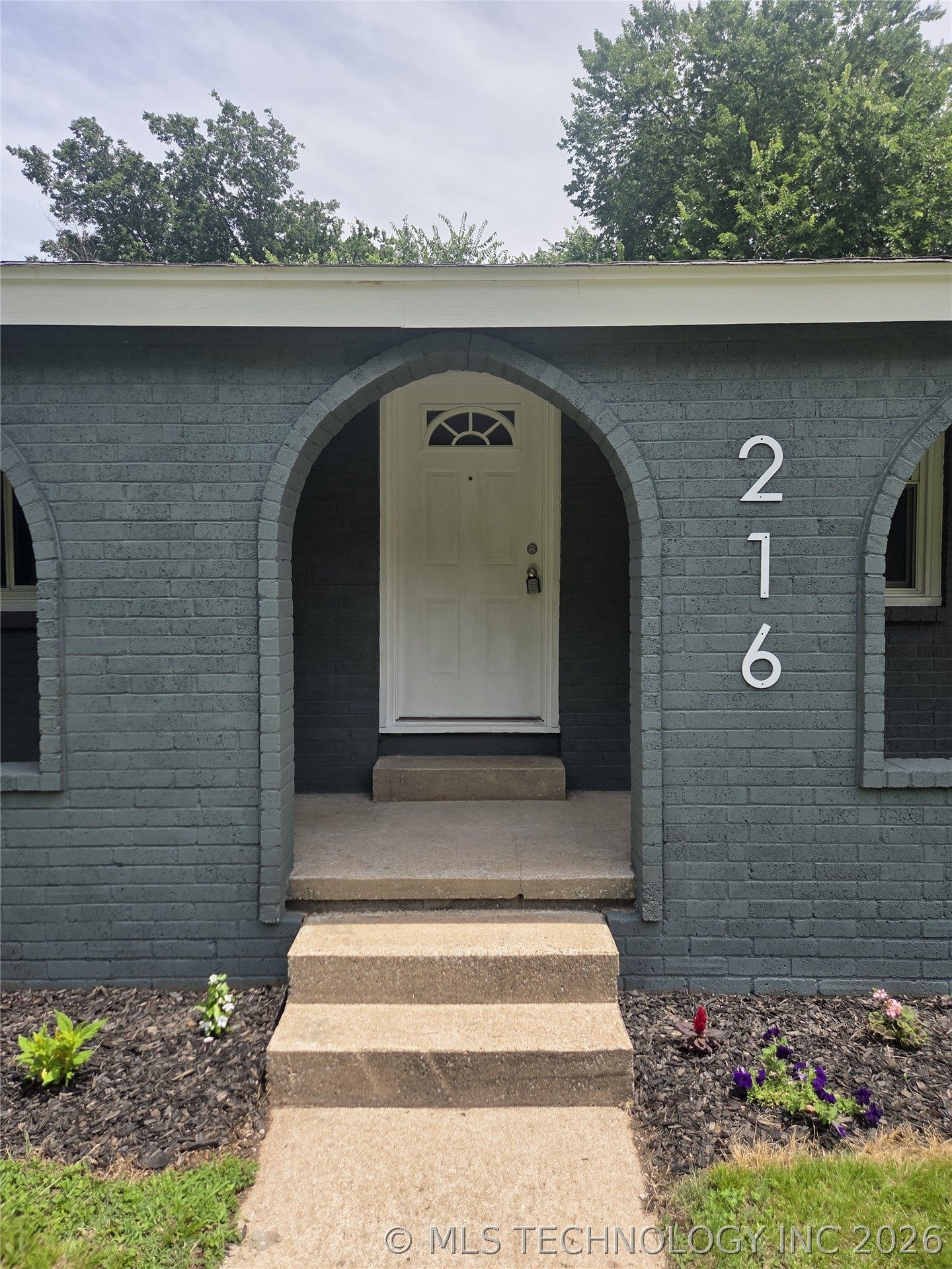 216 N Pine Street Oologah OK 74053