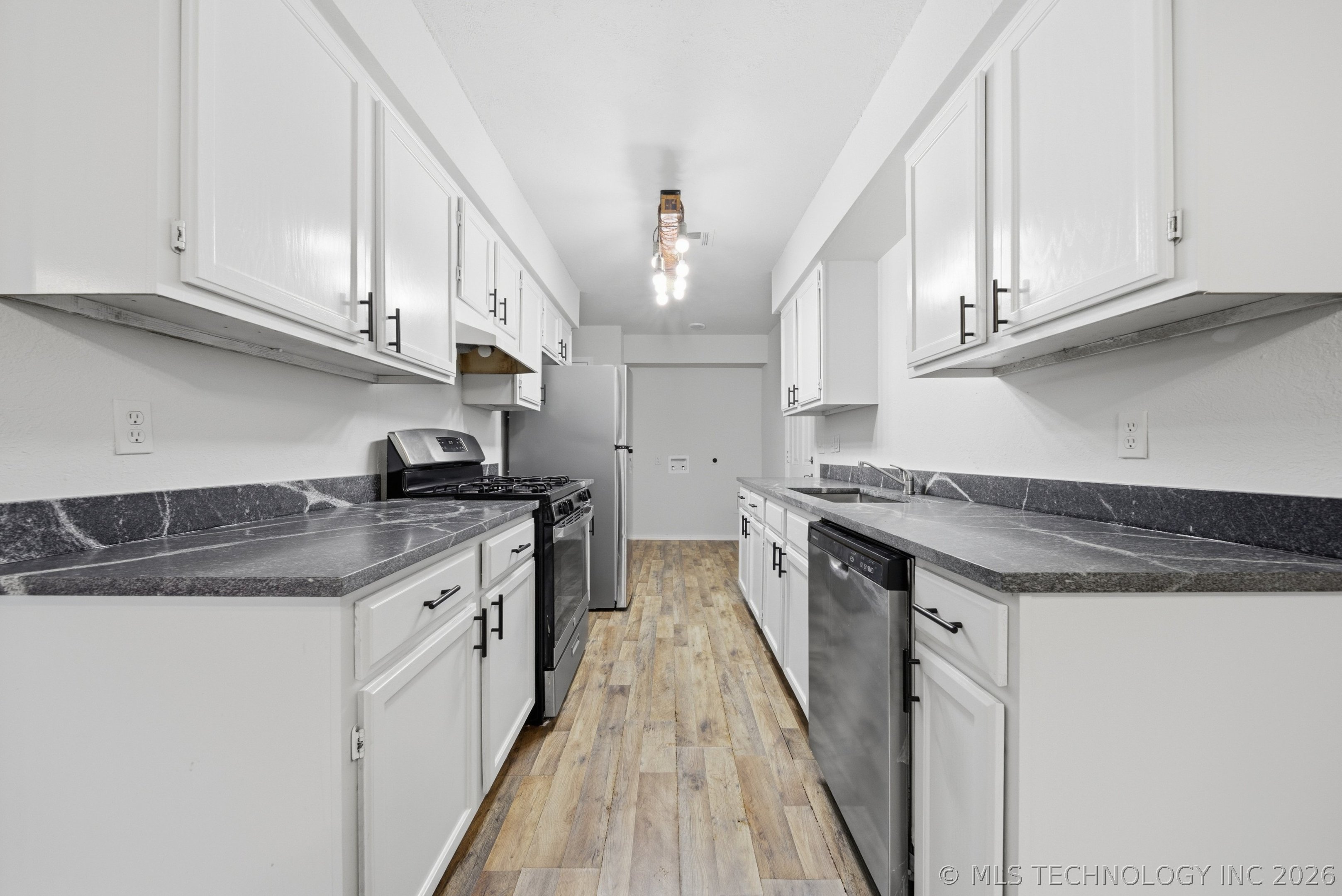 525 Chief Stand Waite Lane Catoosa OK 74015