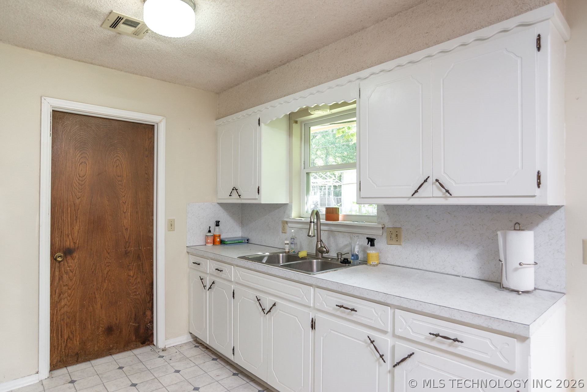 104 NE 7th Perkins OK 74059