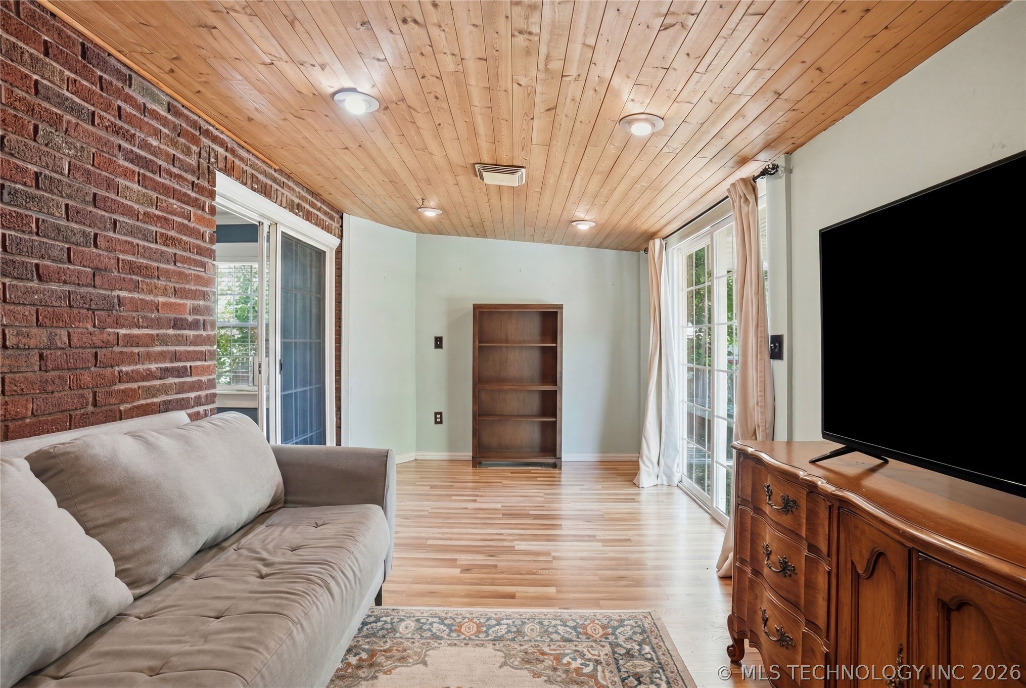 115 S Indianapolis Avenue Tulsa OK 74112