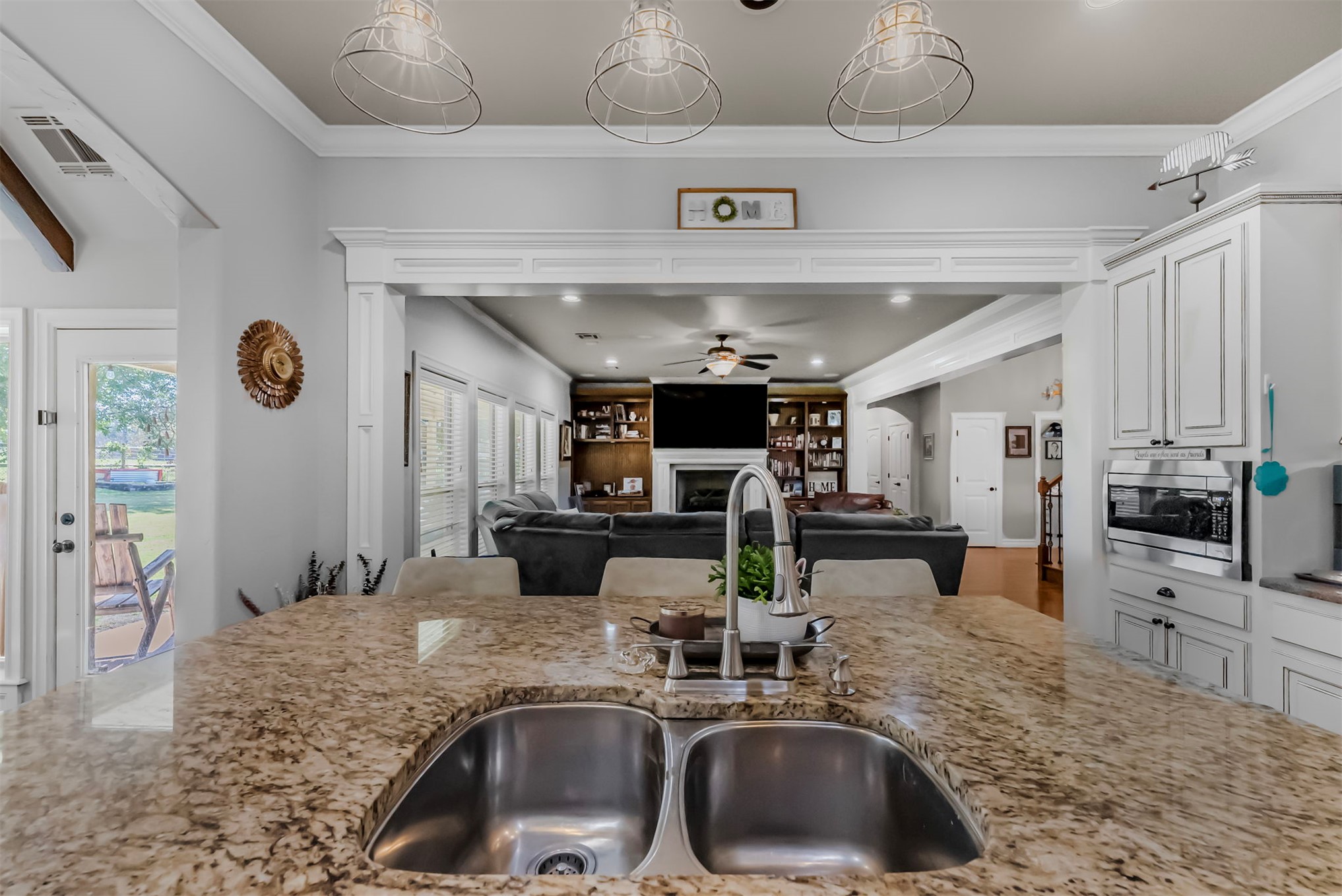 107 Williamsburg Street Catoosa OK 74015