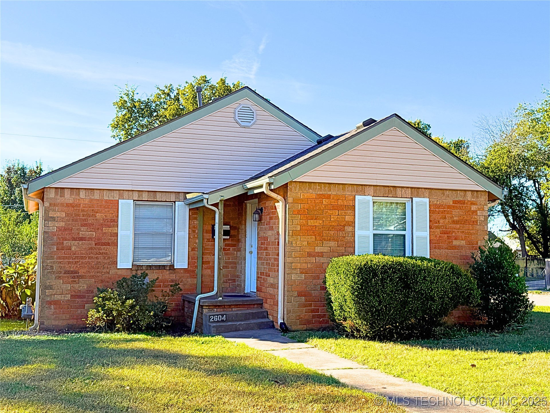 2604 E 2nd Street Tulsa OK 74104