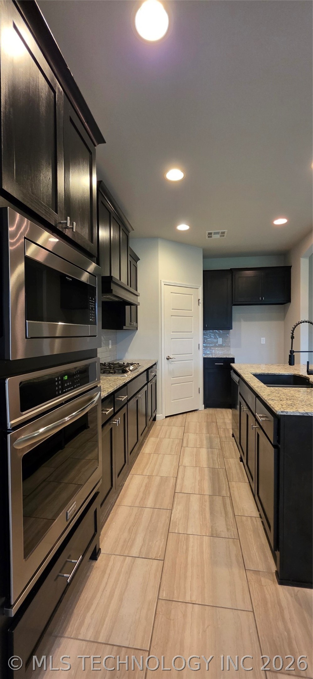 1520 E Pasadena Street Broken Arrow OK 74011