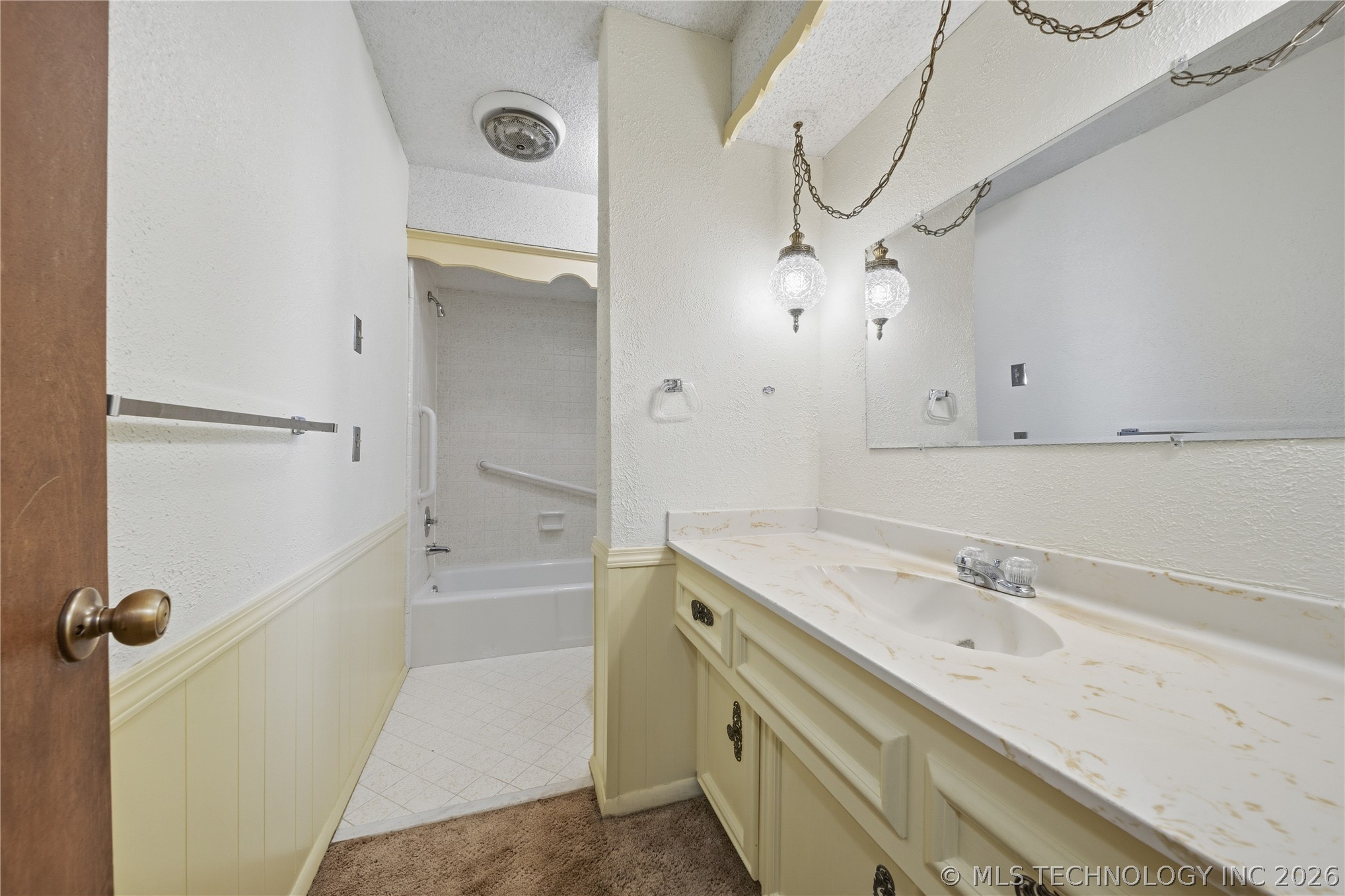6553 S Hudson Place Tulsa OK 74136