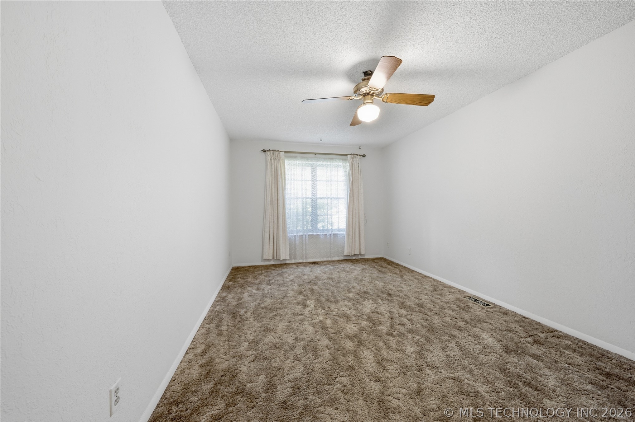 6553 S Hudson Place Tulsa OK 74136