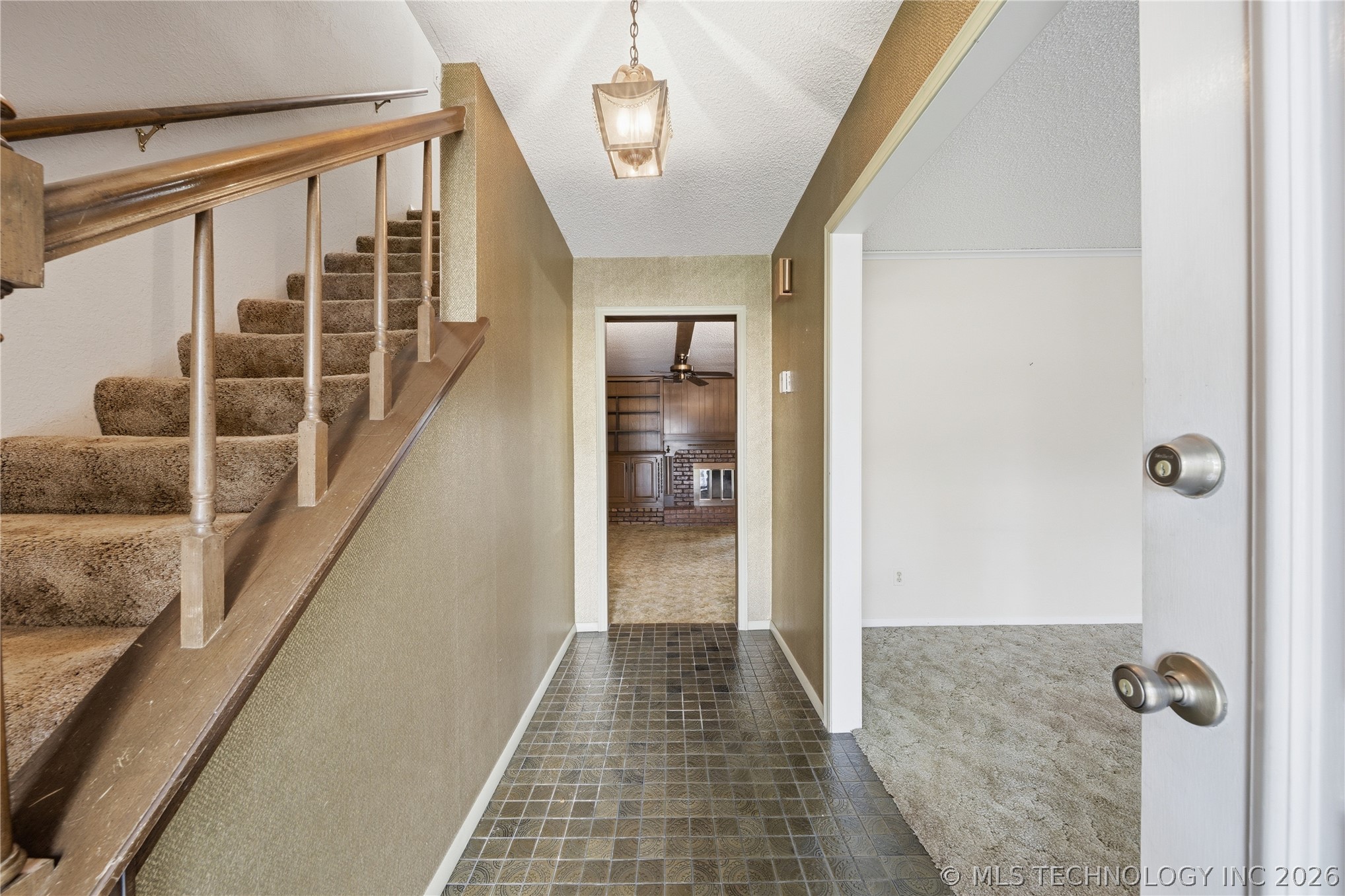 6553 S Hudson Place Tulsa OK 74136