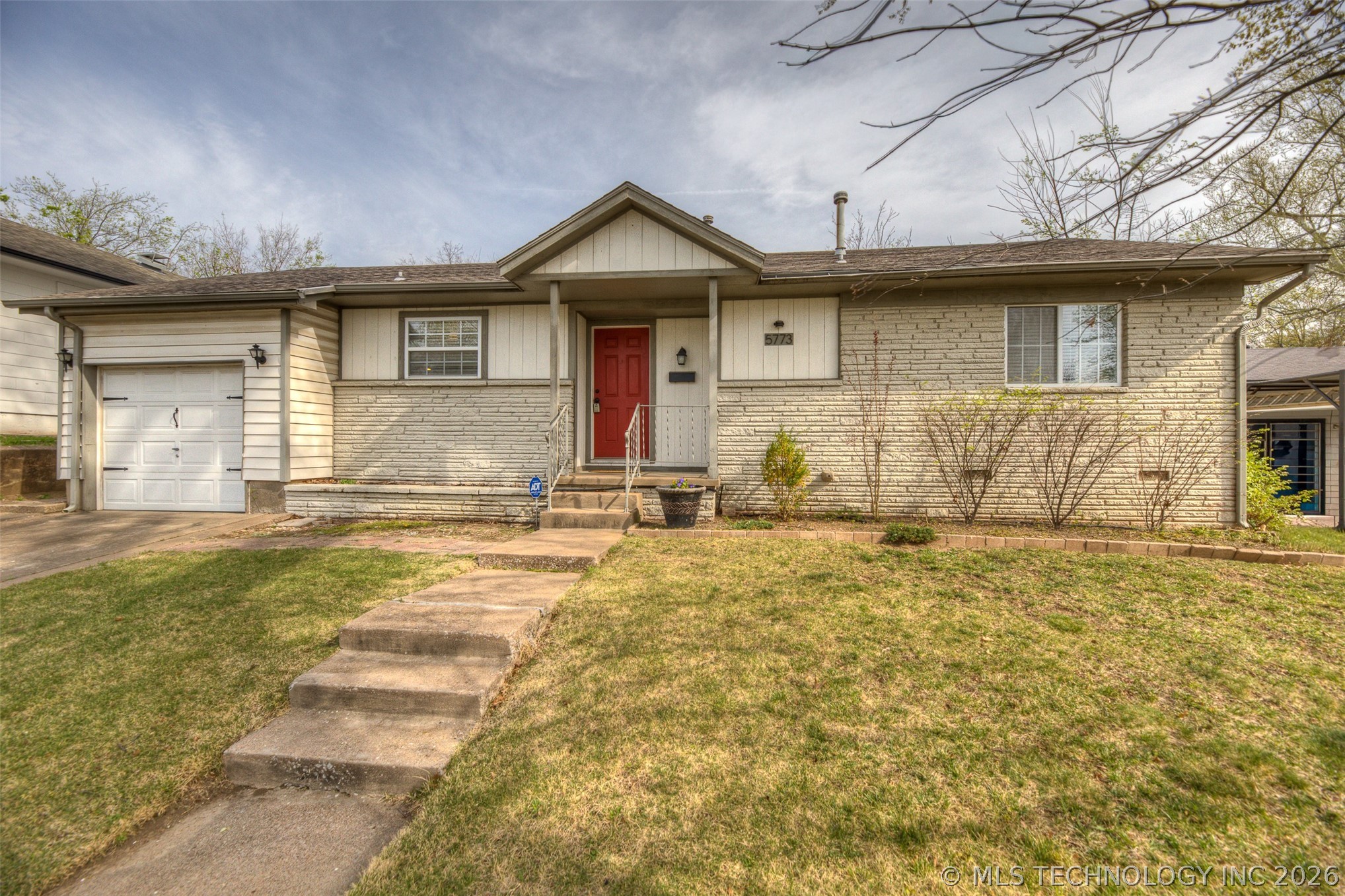 5773 E 26th Place Tulsa OK 74114