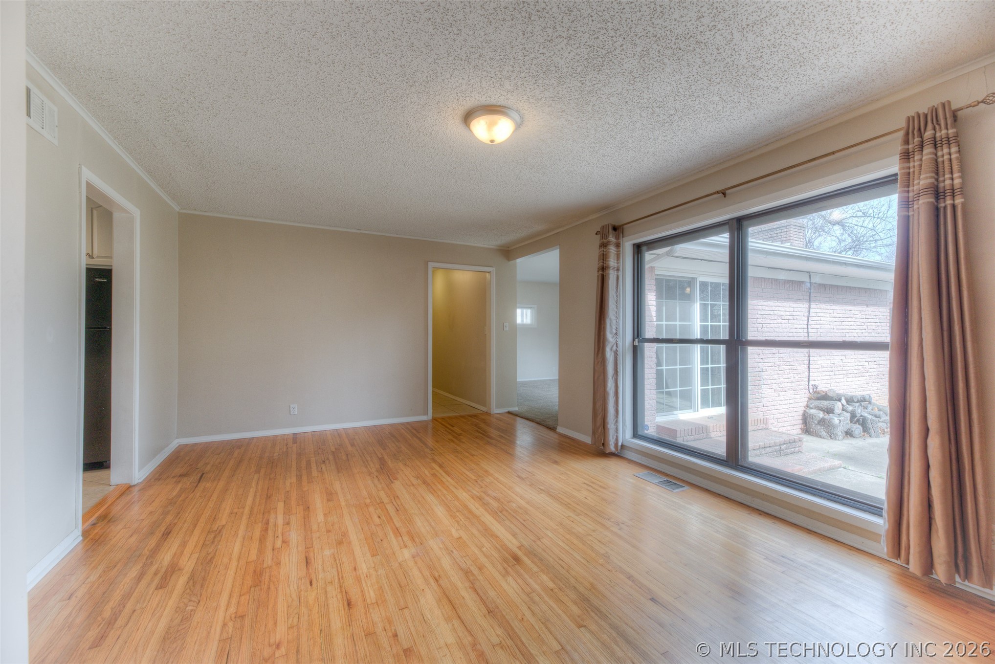 5773 E 26th Place Tulsa OK 74114