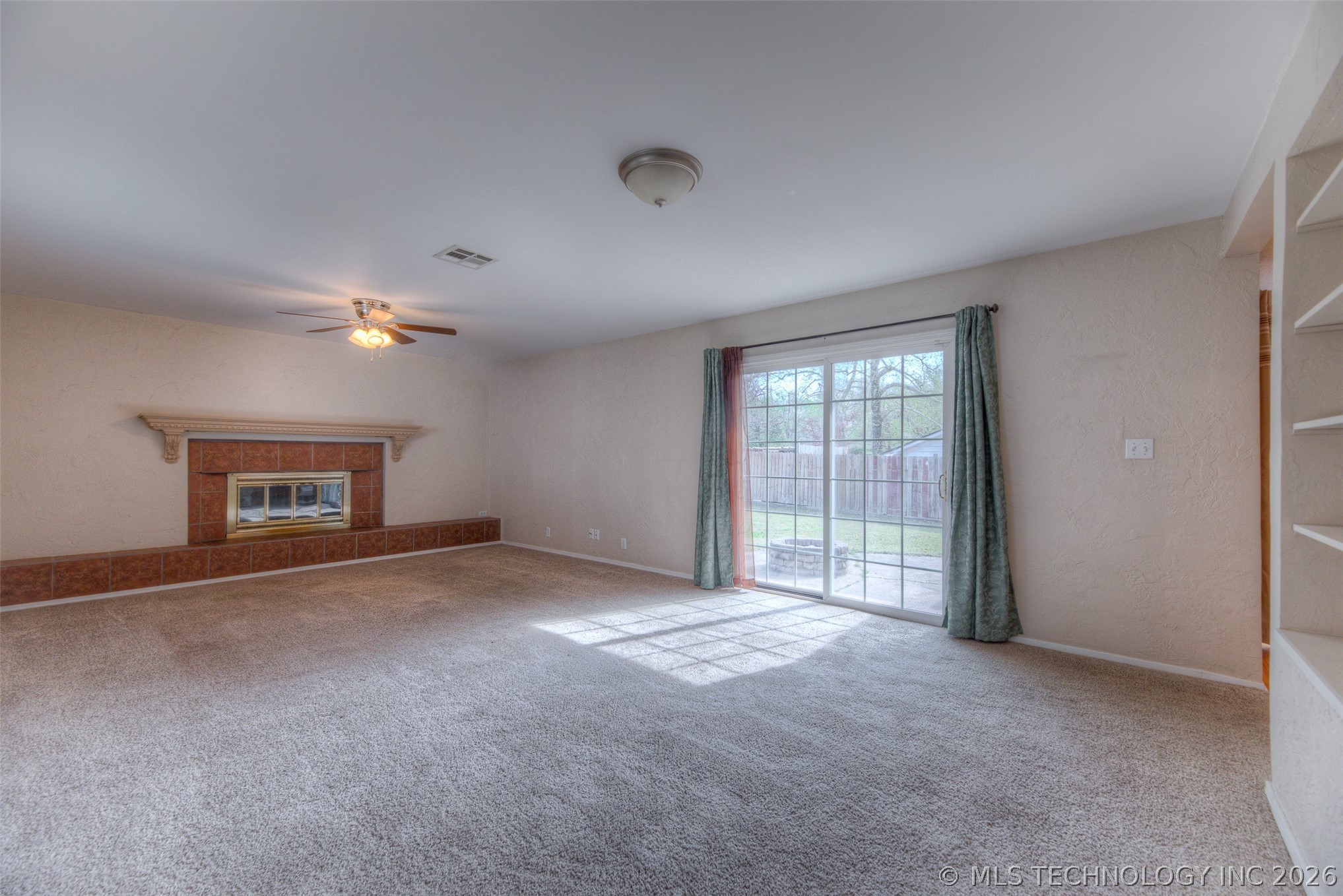 5773 E 26th Place Tulsa OK 74114