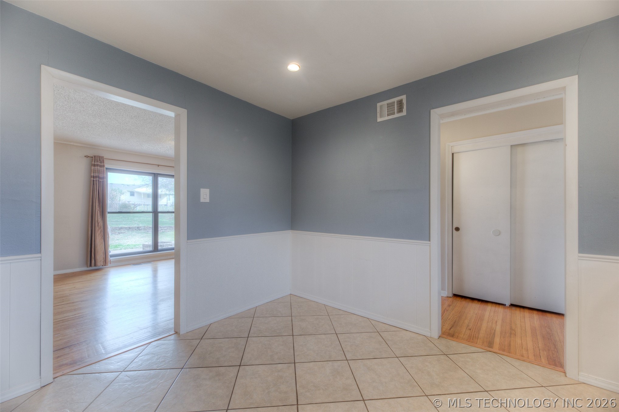 5773 E 26th Place Tulsa OK 74114