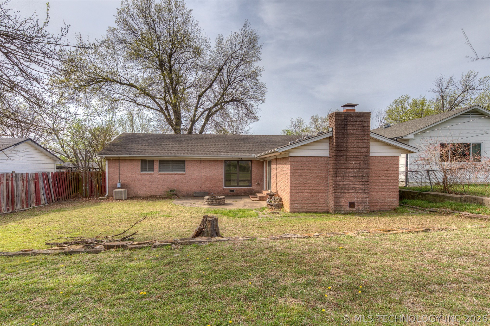 5773 E 26th Place Tulsa OK 74114