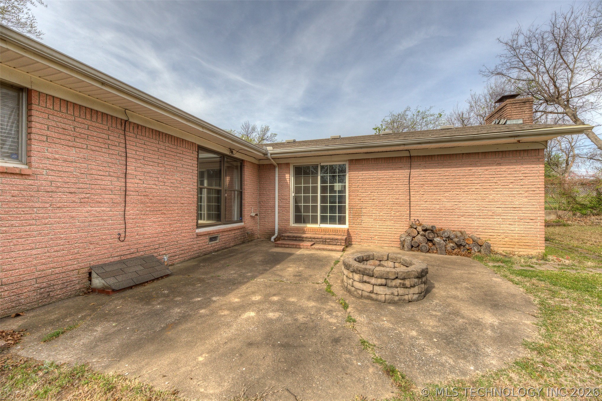 5773 E 26th Place Tulsa OK 74114