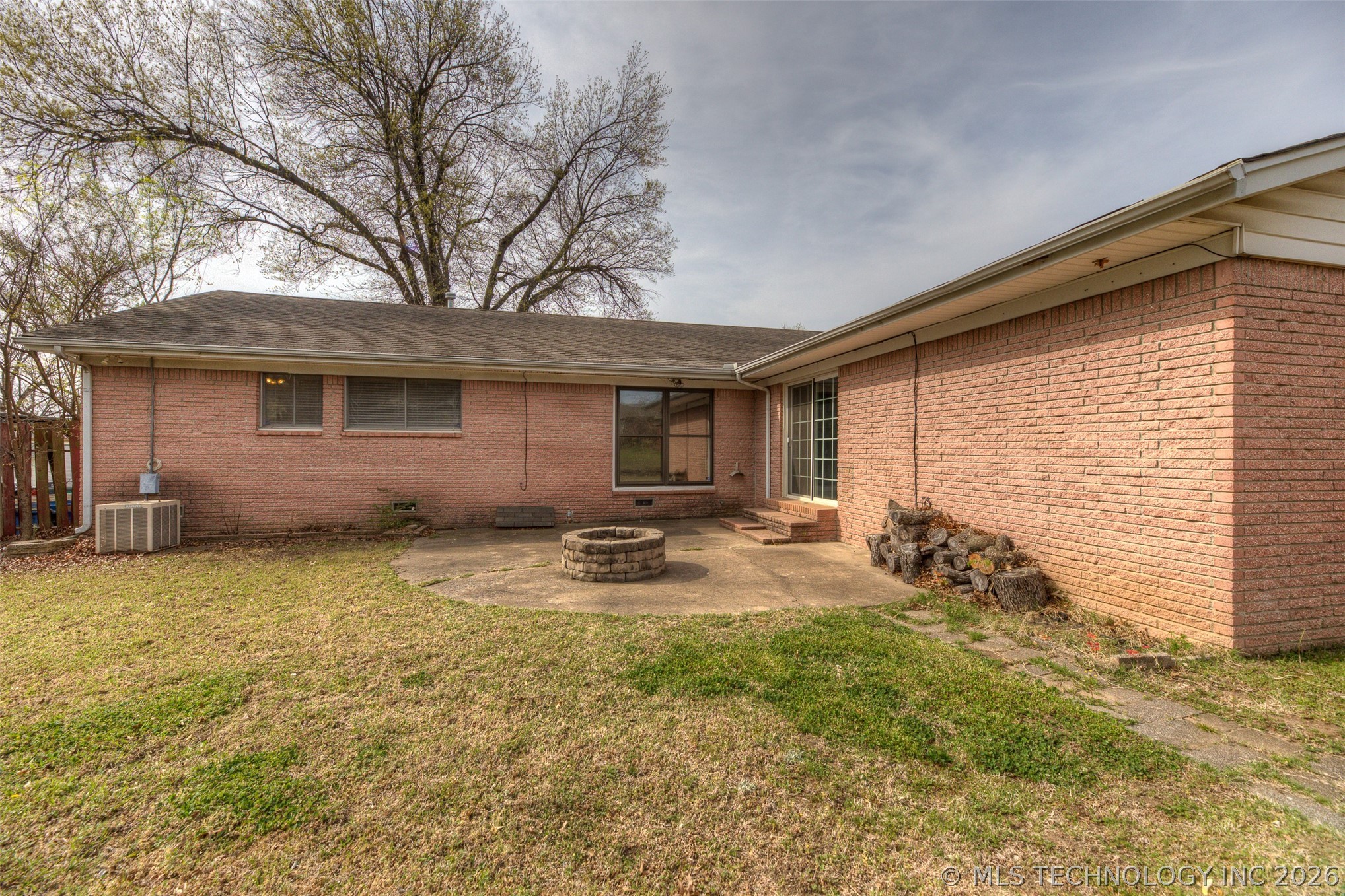 5773 E 26th Place Tulsa OK 74114