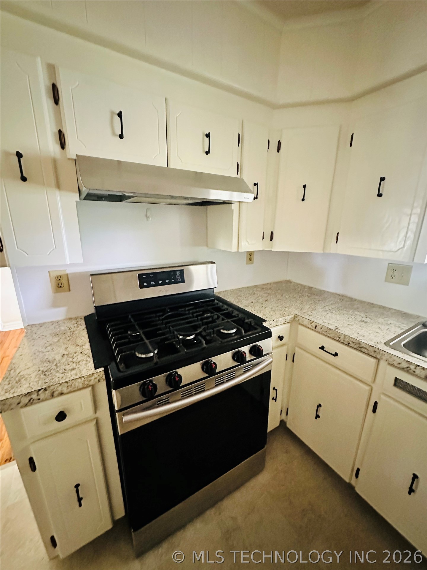 1001 Summit Street Henryetta OK 74437