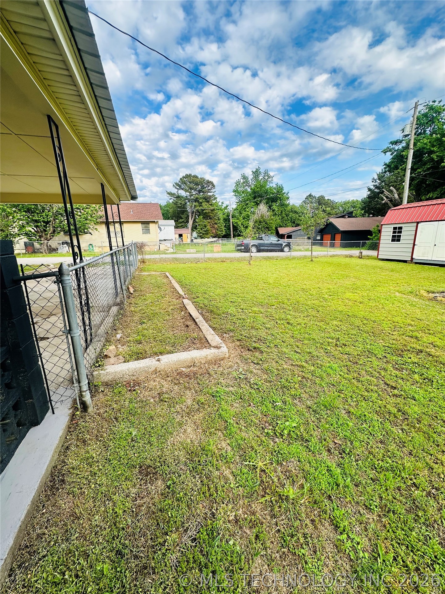 1001 Summit Street Henryetta OK 74437