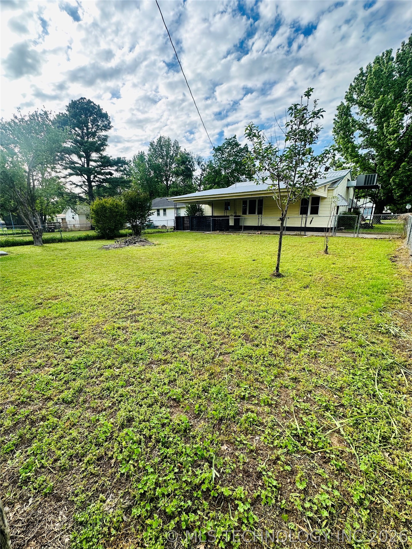 1001 Summit Street Henryetta OK 74437