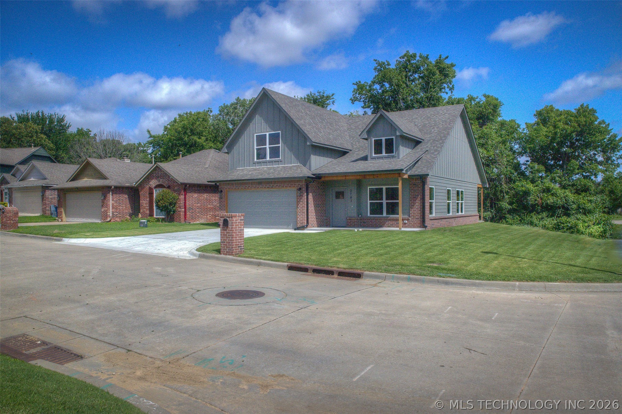 2703 W 65th Place S Tulsa OK 74132