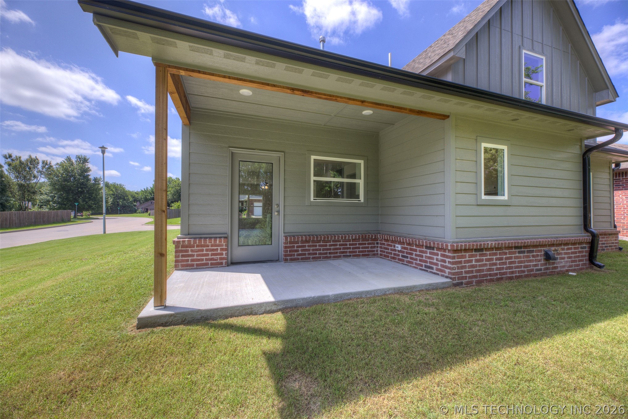 2703 W 65th Place S Tulsa OK 74132