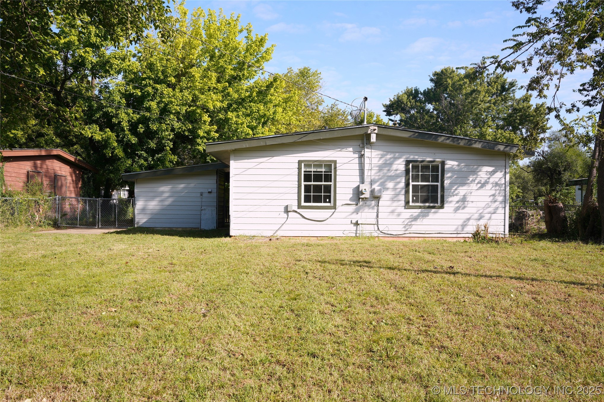 414 E 54th Street N Tulsa OK 74126