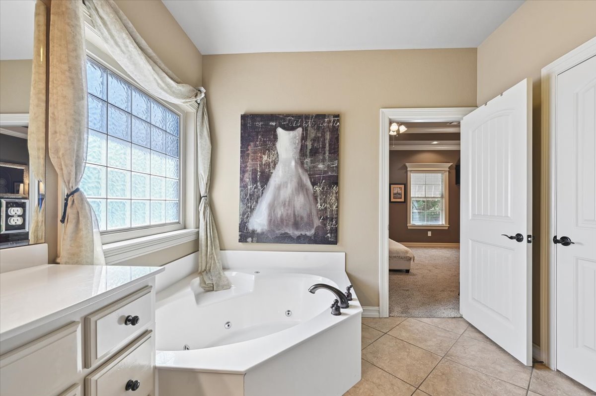 5018 S 164th Eastavenue Tulsa OK 74134