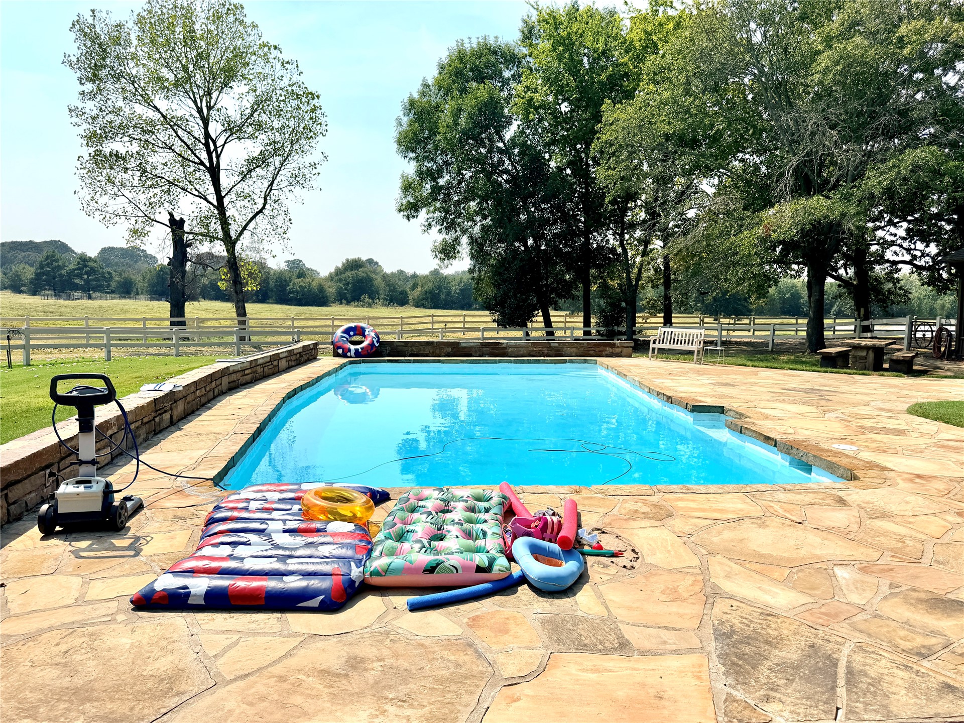405 Pryor Avenue Pocola OK 74902