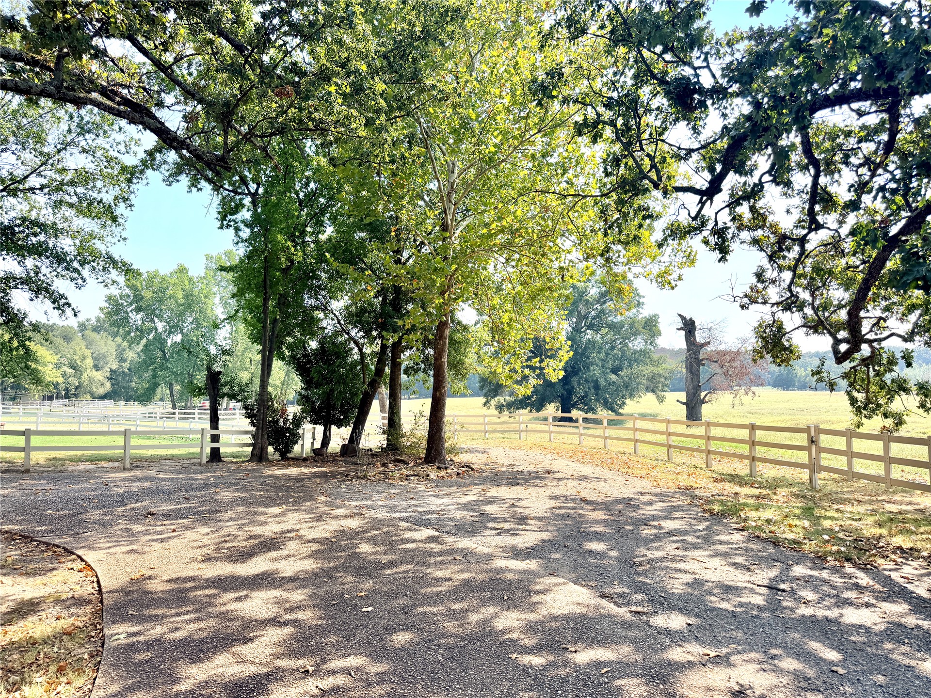 405 Pryor Avenue Pocola OK 74902