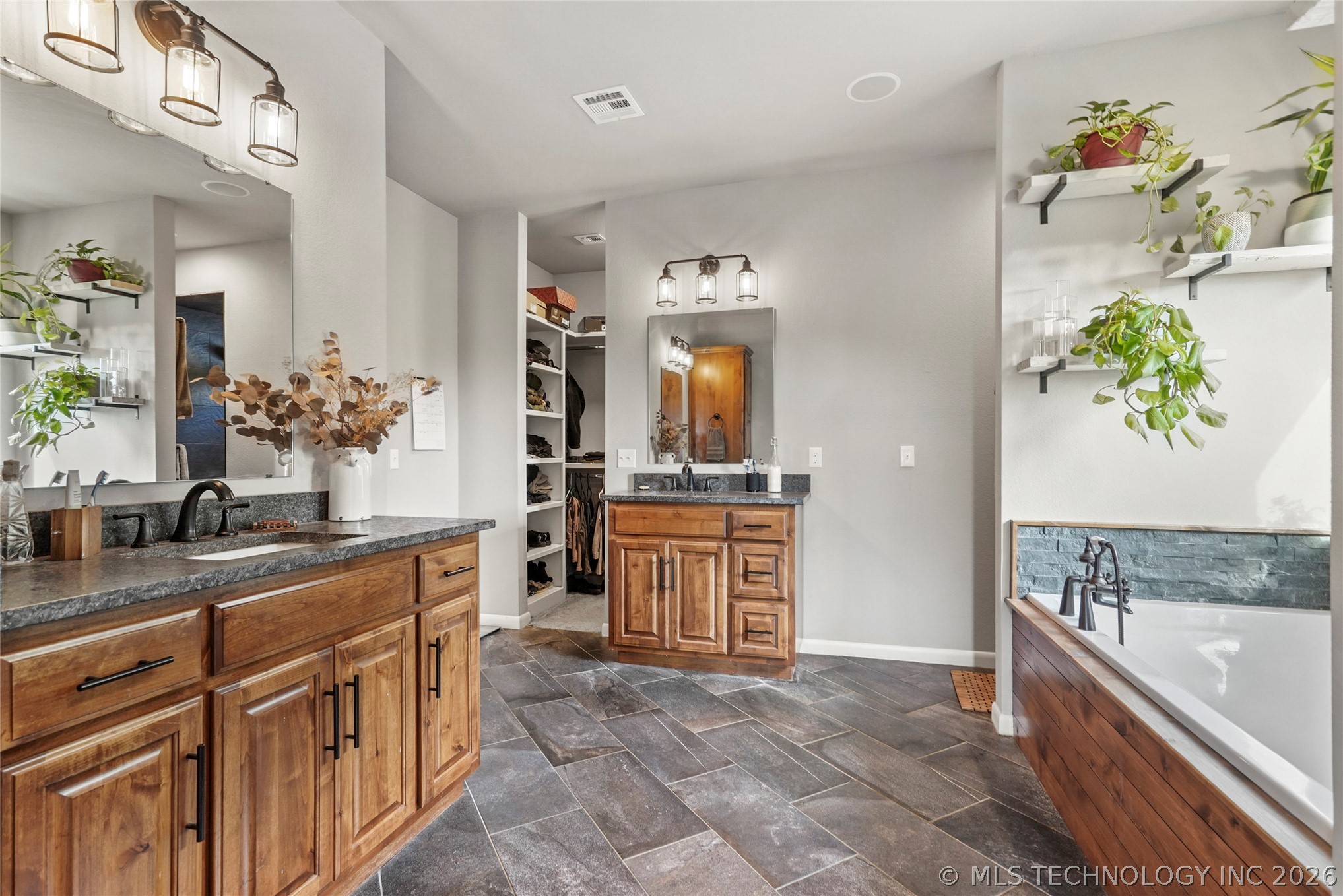31271 E 61st Street Broken Arrow OK 74014