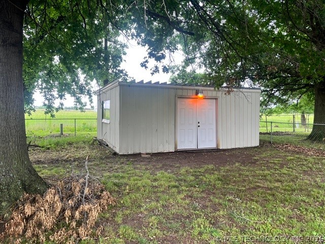 603 7th Avenue Warner OK 74469