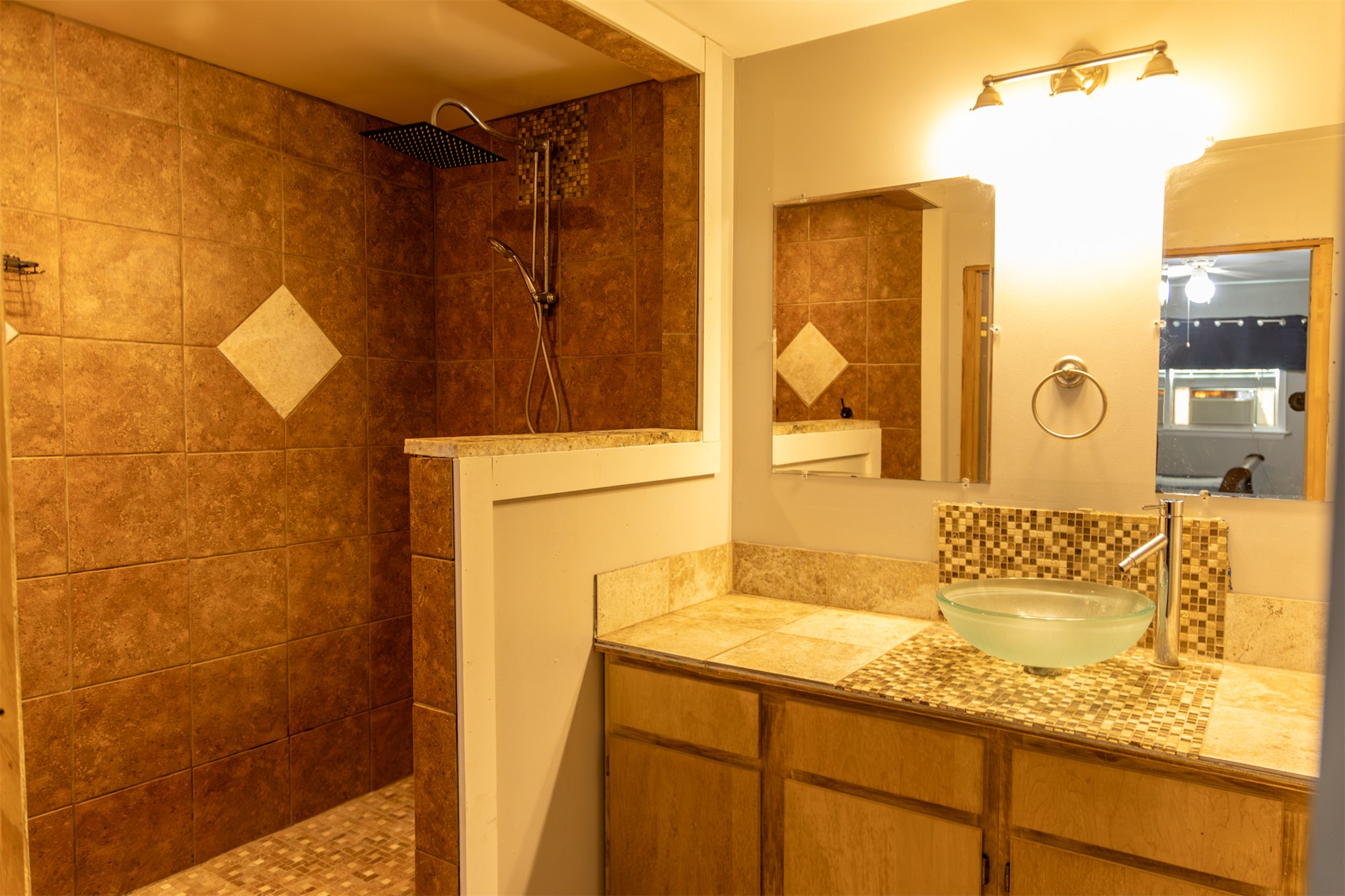 712 S Cherokee Street Locust Grove OK 74352