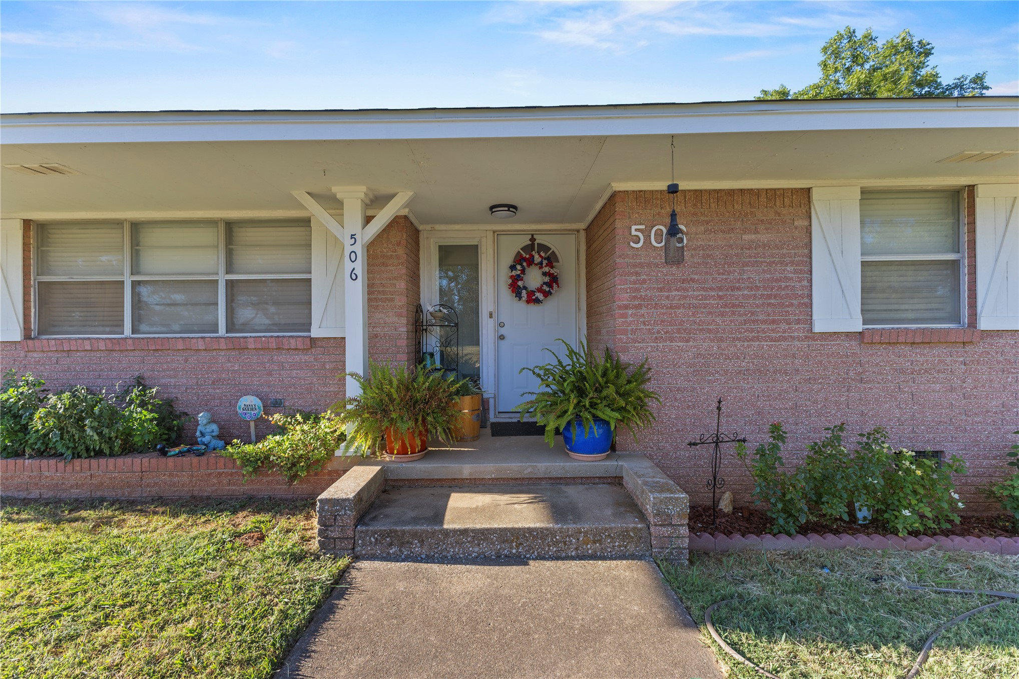 506 E Schmid Wynnewood OK 73098