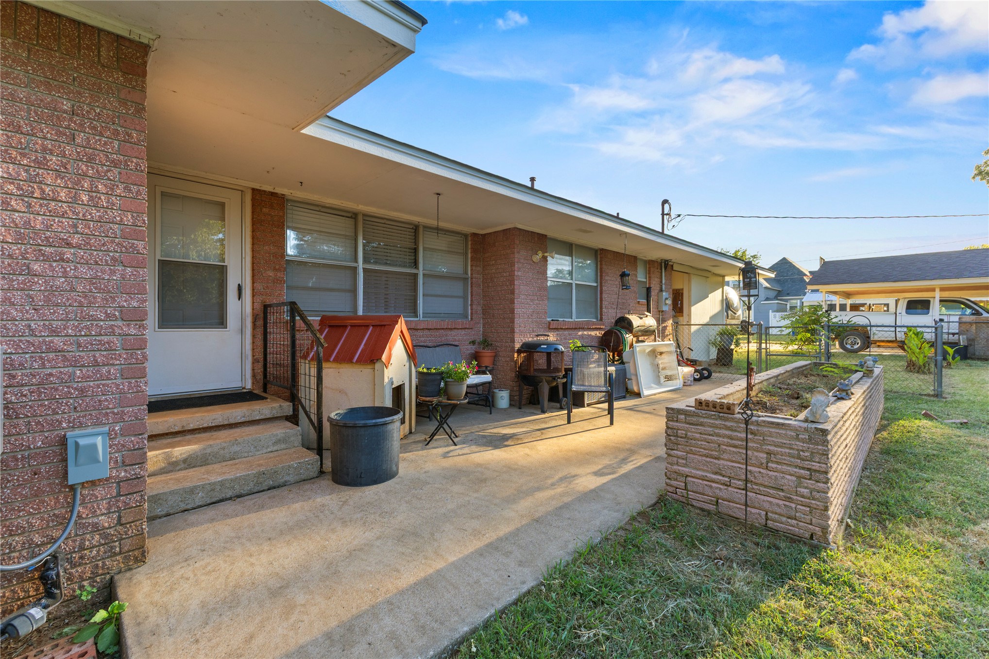 506 E Schmid Wynnewood OK 73098