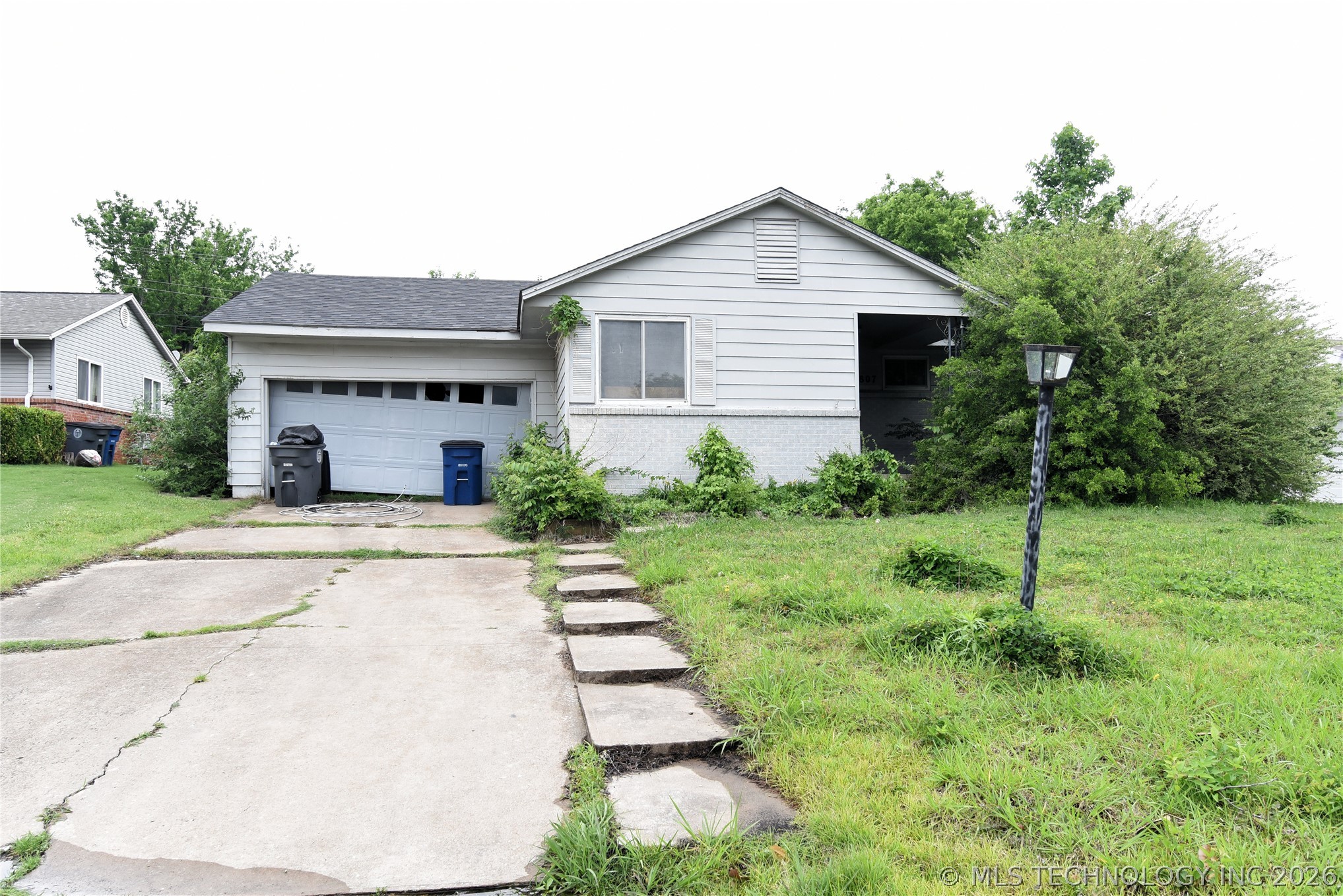 5807 E 22nd Place S Tulsa OK 74114