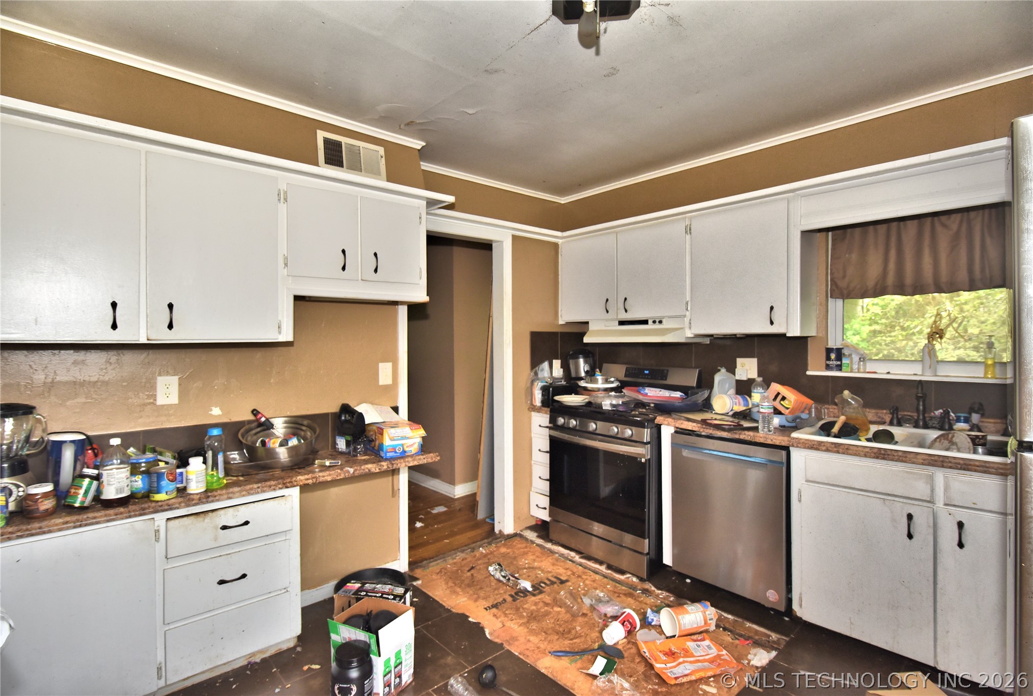 5807 E 22nd Place S Tulsa OK 74114