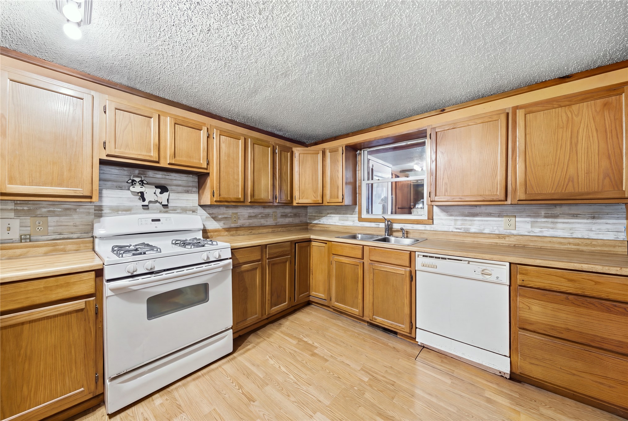 115027 N 3950 Road Weleetka OK 74880