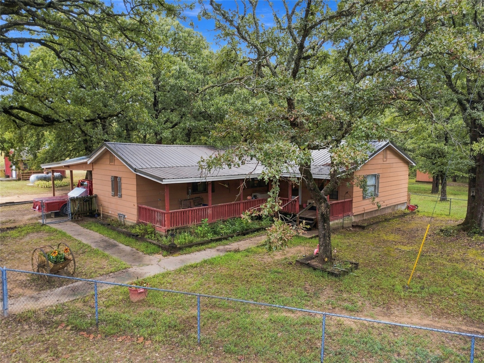 115027 N 3950 Road Weleetka OK 74880