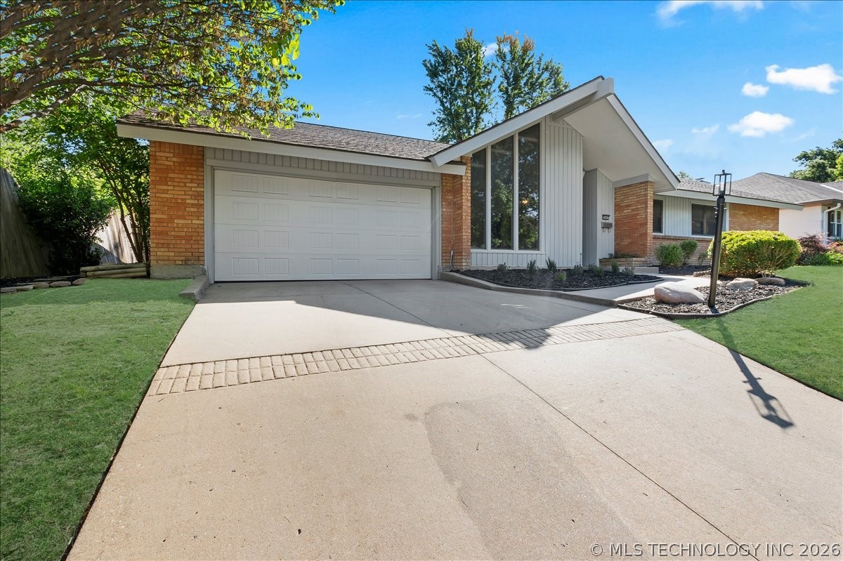 5847 S 67th Eastavenue Tulsa OK 74145