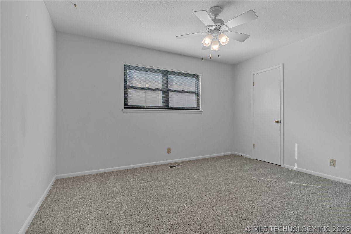 5847 S 67th Eastavenue Tulsa OK 74145