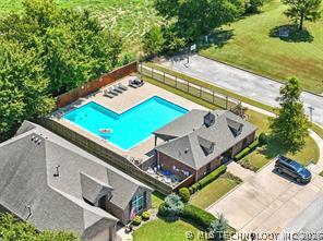 1904 E Laredo Street Broken Arrow OK 74012
