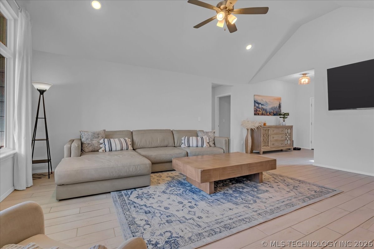 15502 S 34th Eastavenue Bixby OK 74008