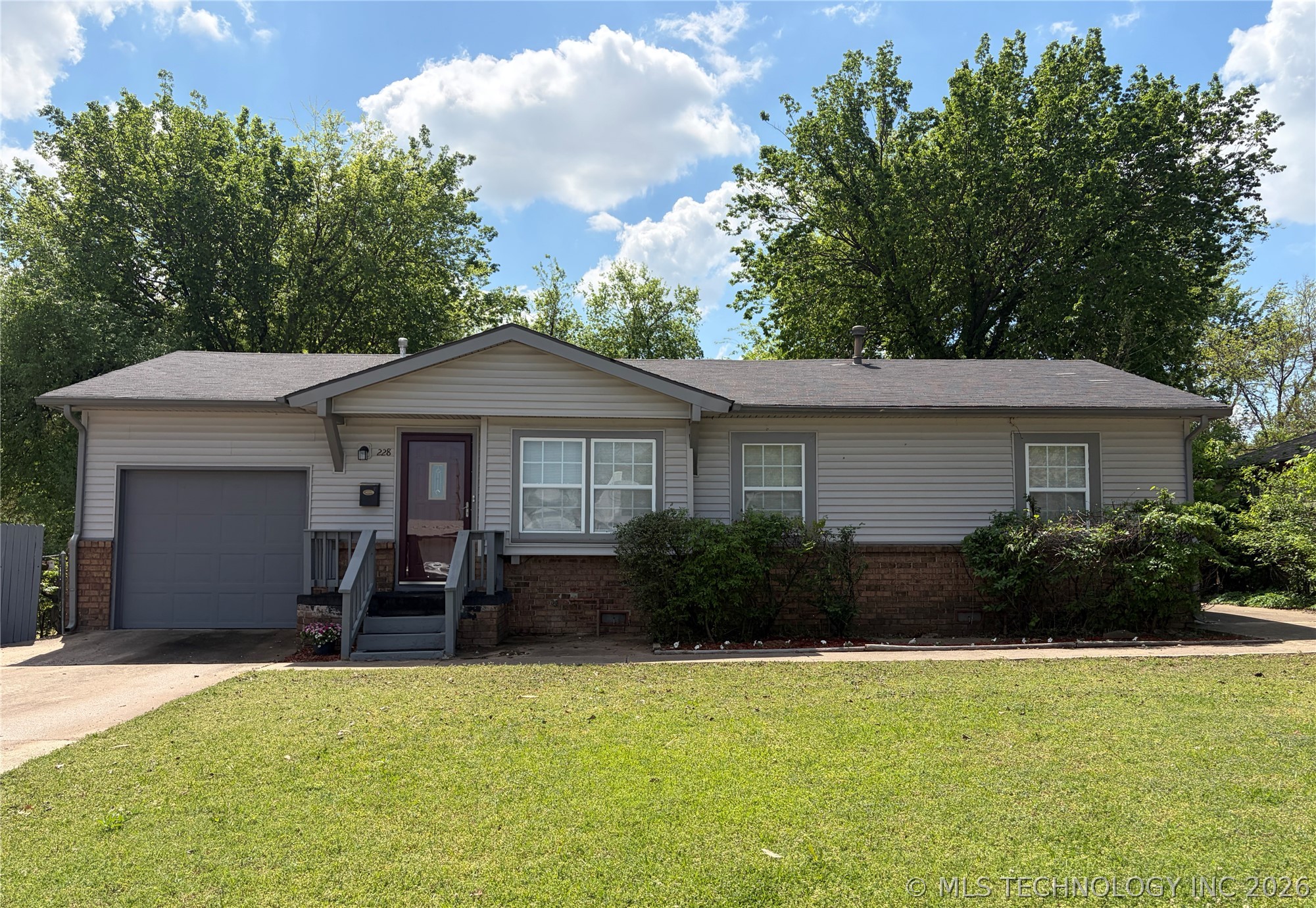 228 E Oklahoma Place Tulsa OK 74106