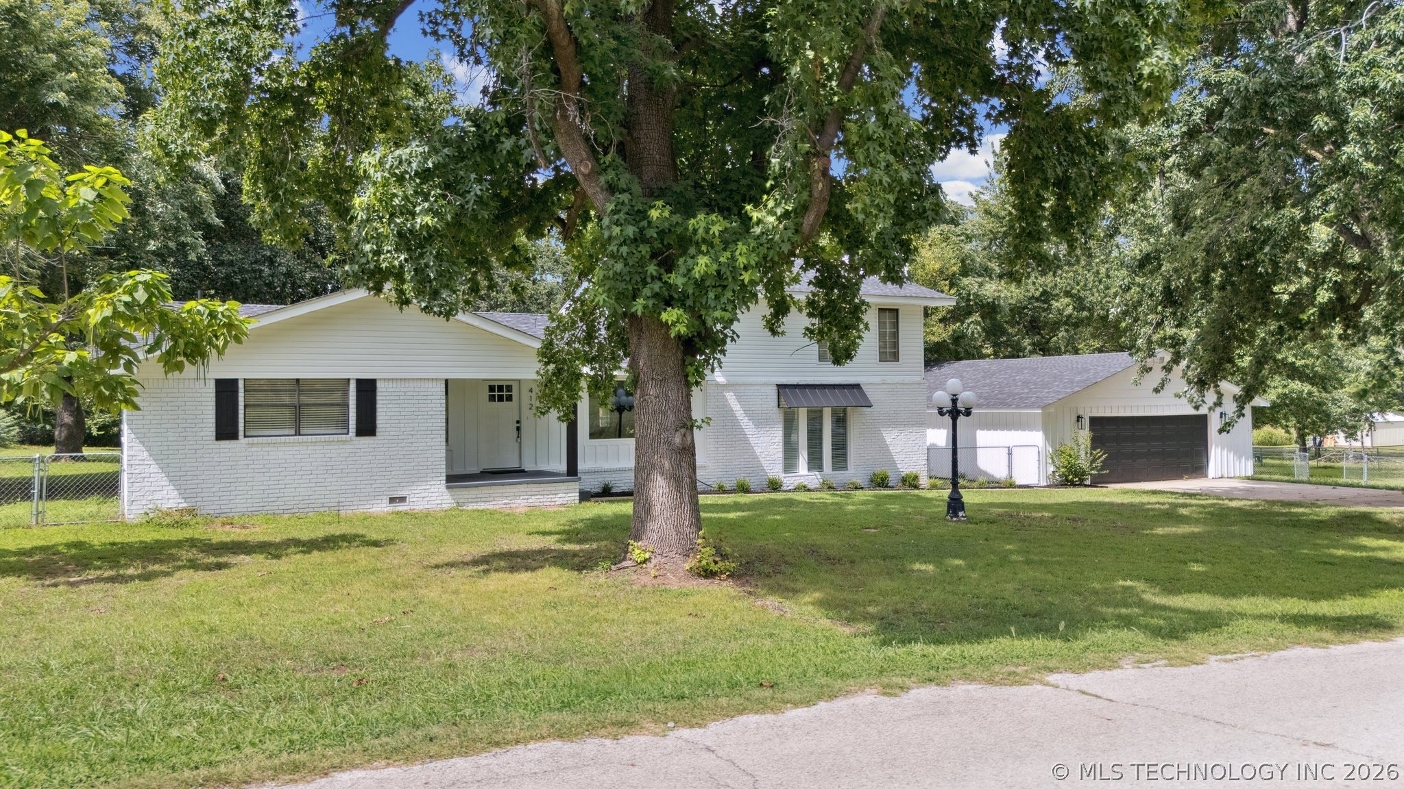 412 W Roger Street Oilton OK 74052