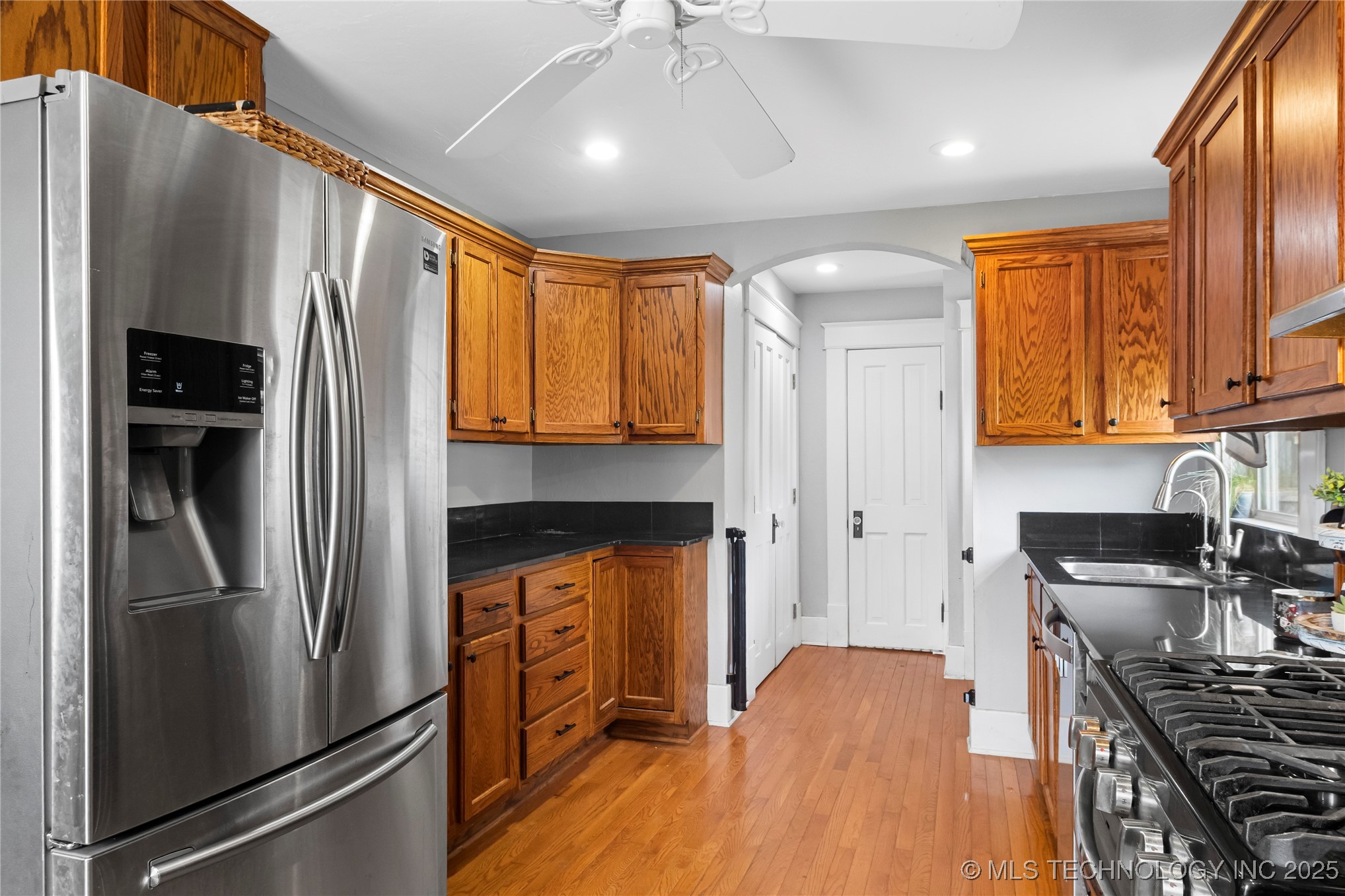 206 W Grand Tonkawa OK 74653